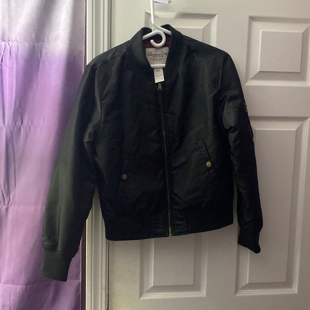 Women’ black bomber jacket